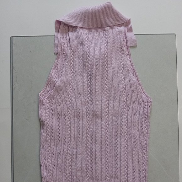 HEARTLOOM ~ Ribbed Knit Collared Tank Top - Picture 7 of 11